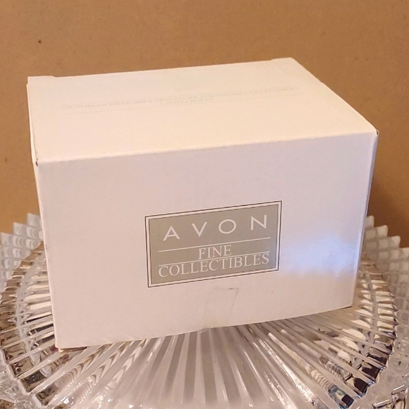 Avon Fine Collectibles Victorian Miniature Living Room Furniture  - 6 Pieces - Picture 12 of 14